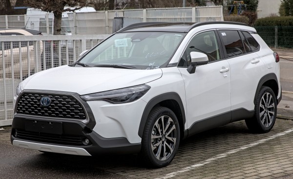Toyota Corolla Cross Hybrid.jpg