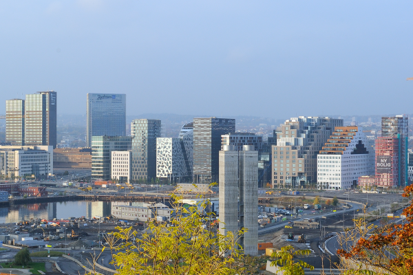 1200px-Downtown_Oslo_Norway_skyline.png