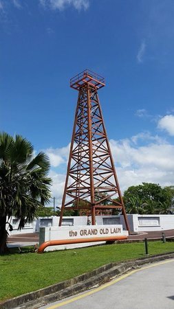 Grand old lady, this is replica.But this is the first oli in miri town a long ago...