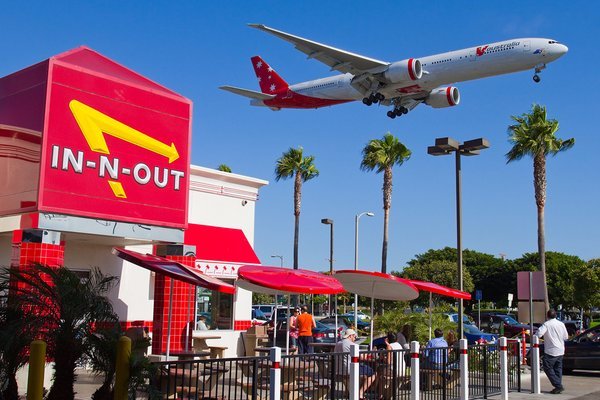 in-n-out-burger-LAX.jpg