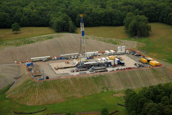 frackingsiteaerial03.jpg